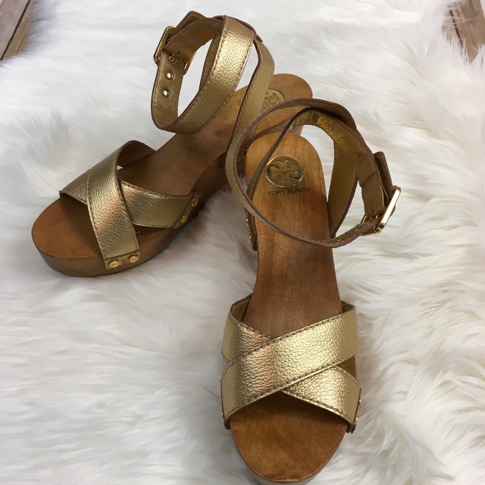 Tory Burch Gold Strappy Risley Clog Wedge - Picture 2 of 8